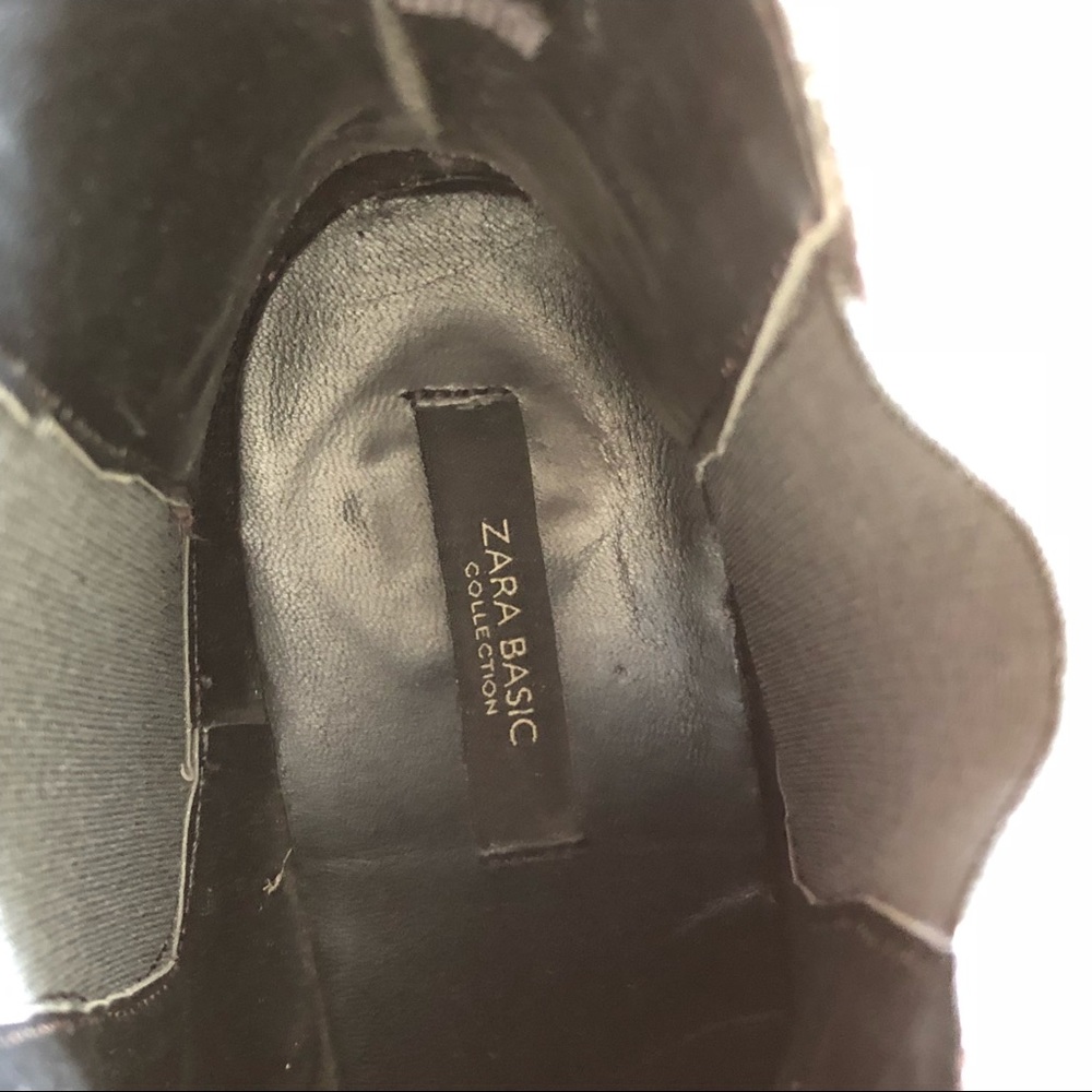 Zara Basic Chelsea Boots - Picture 4 of 4